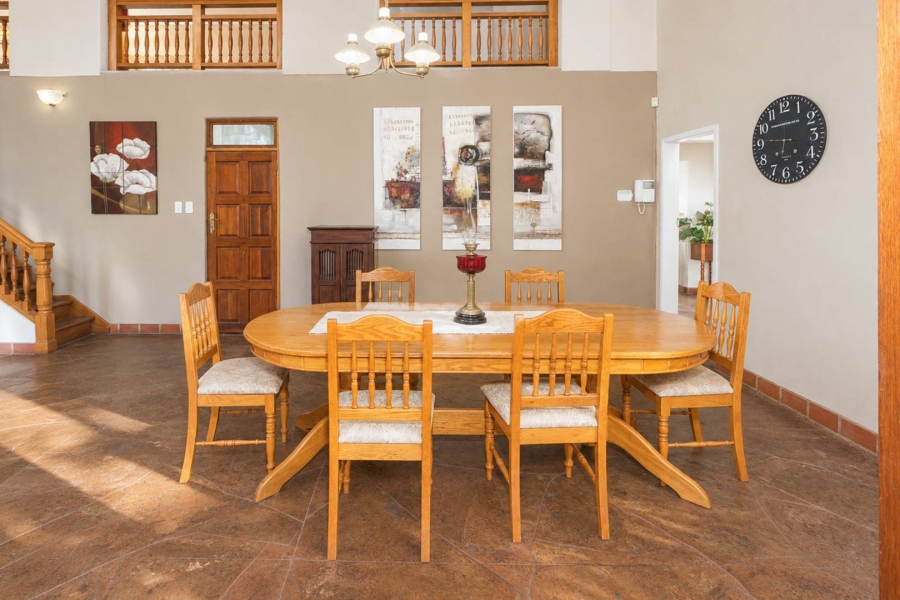 5 Bedroom Property for Sale in Schoemansville North West